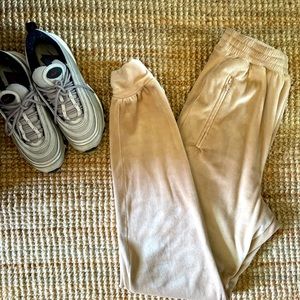 Skies velour jogger Honey Small NWOT